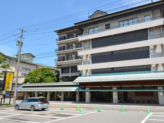 建物外観写真