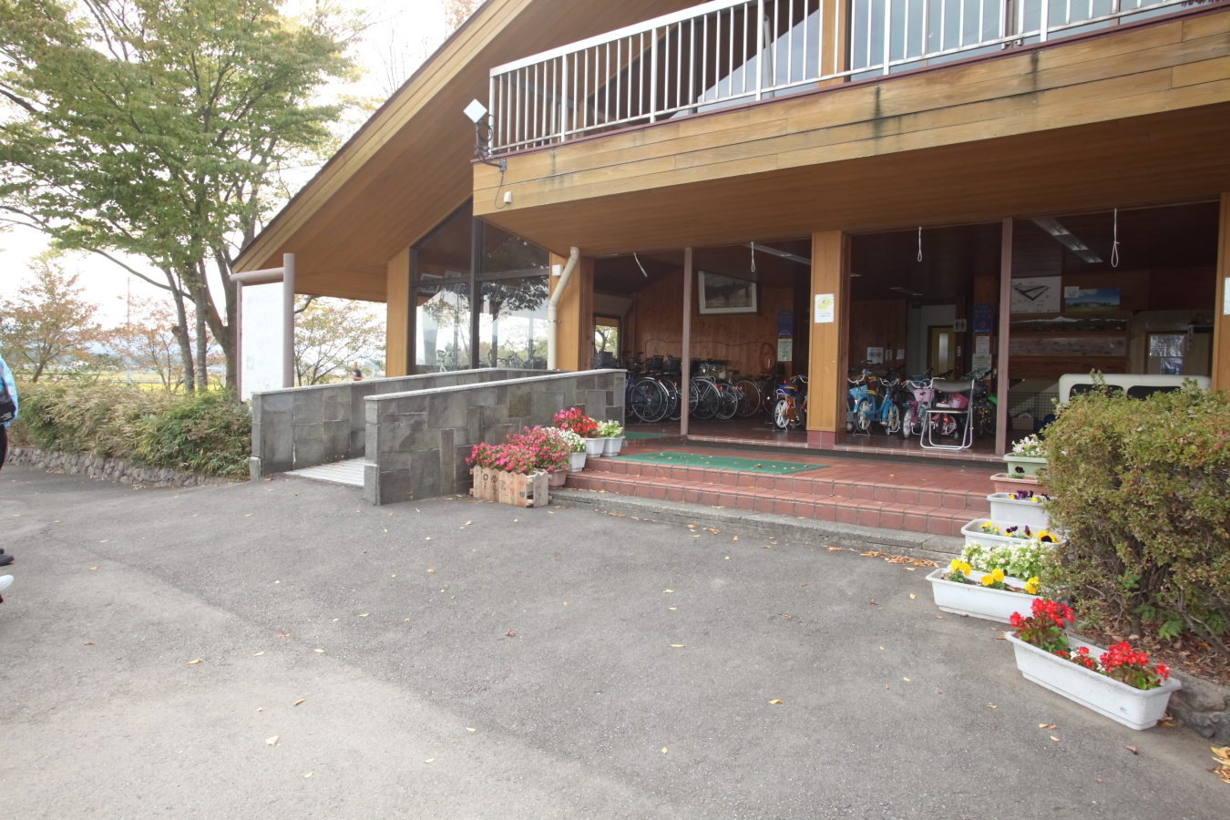建物外観写真