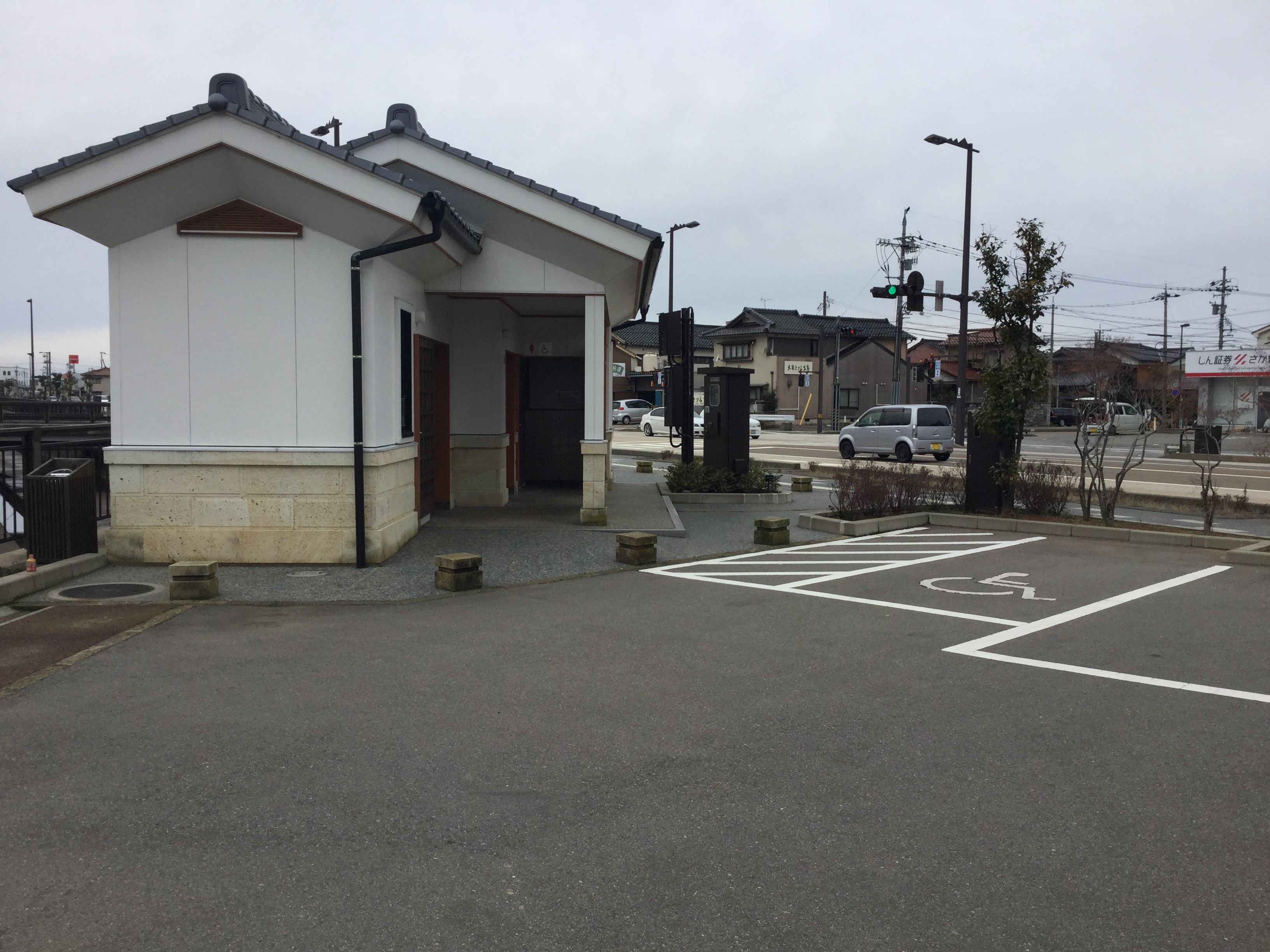 建物外観写真